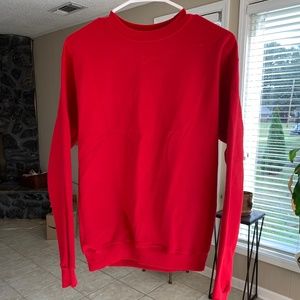 Hanes red small mens sweatshirt.